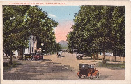 Main Street and Mt. Washington North Conway, N.H.