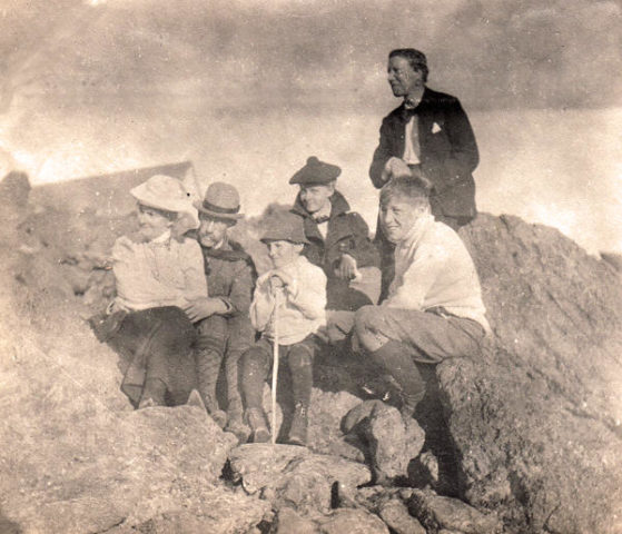 Mt. Washington Summit 1898 – Credit: The Hardenbergh Album